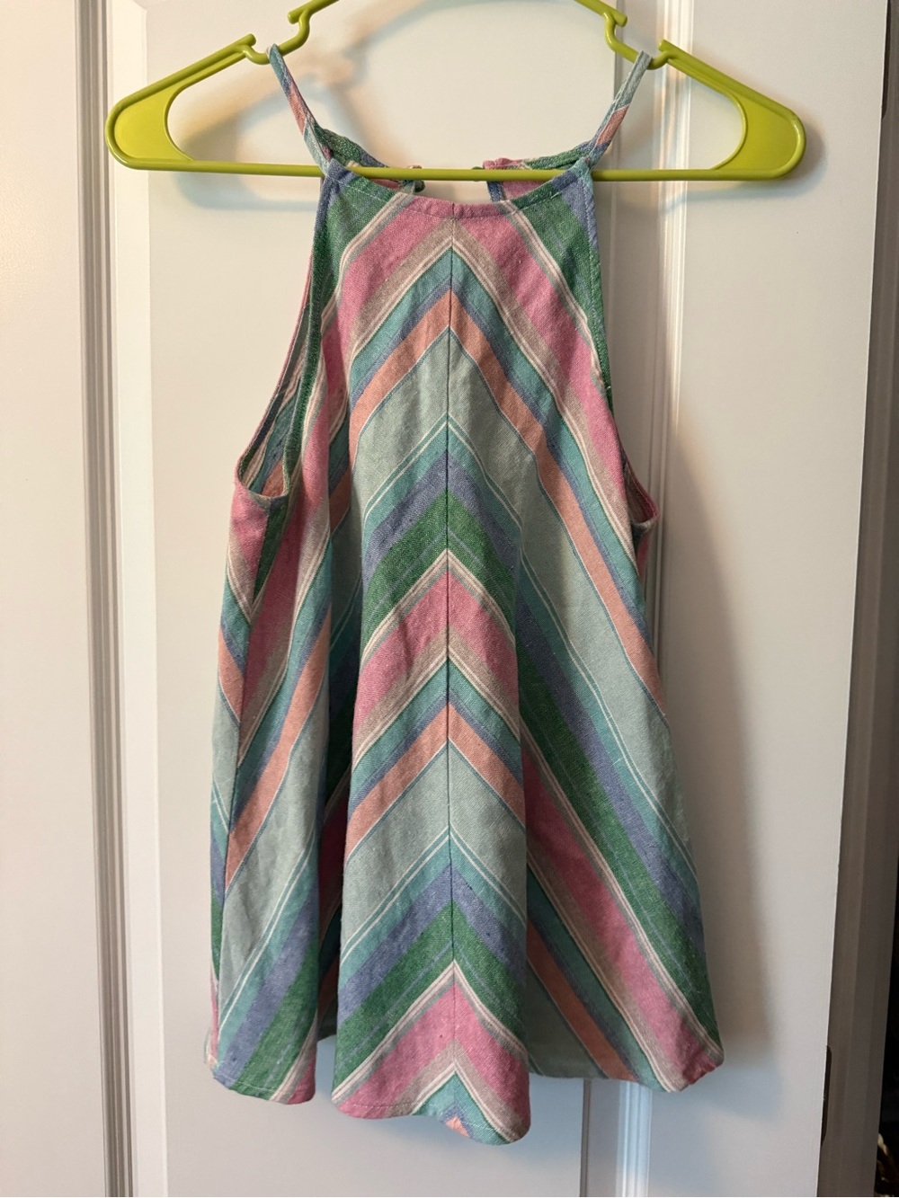 Vestique Chevron Tank in Pink, Green, Blue